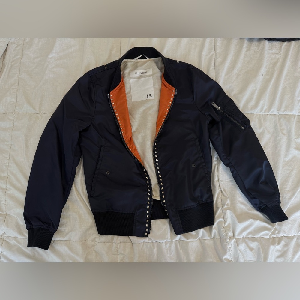 Chaqueta Valentino talla 46  ( 1 puesta ) / precio en tienda más de $2000